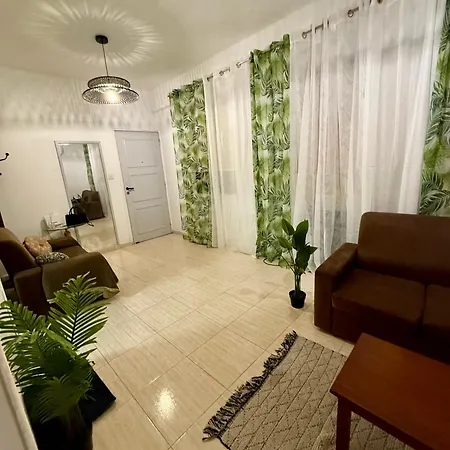 Rooms Stadiou אכסניה