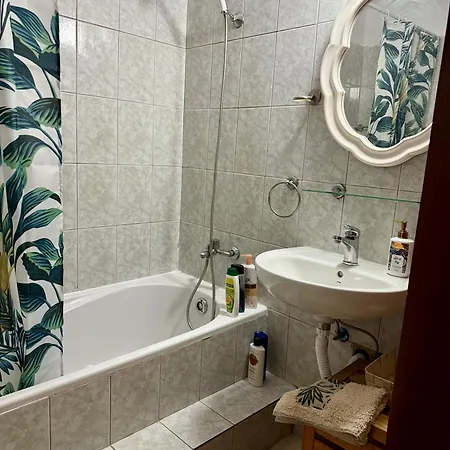 Rooms Stadiou לרנקה